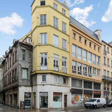 Daire Bright Flat In The Heart Of With A View To The Cathedral - Welkeys Rouen